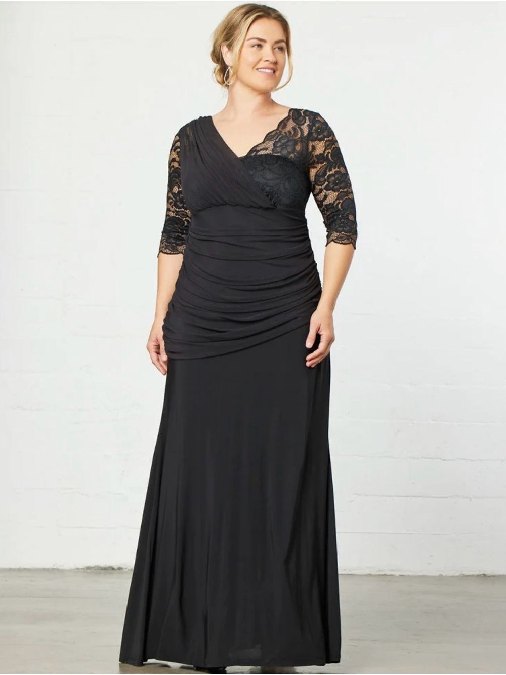 Kiyonna Black Onyx Soirée Evening Gown Plus Size 1X (14-16) NWT NEW